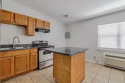 304 E Mitchell Street, Arlington, TX 76010 - Photo 5