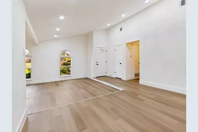 5256 Ragan Drive, The Colony, TX 75056 - Photo 3