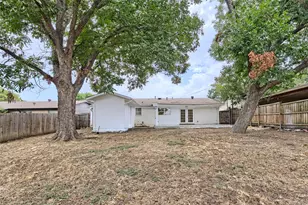 2903 E Mitchell St, Arlington, TX 76010 - Photo 27