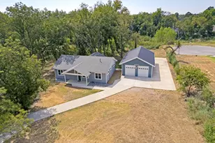 2530 Flora Ln, Denison, TX 75020 - Photo 1