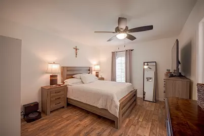 2916 Lockwood Drive, Carrollton, TX 75007 - Photo 11