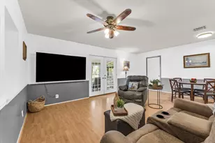 261 Oakview Cir, Waco, TX 76705 - Photo 3