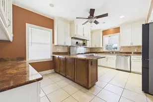 1305 Buchanan St, Wichita Falls, TX 76309 - Photo 11