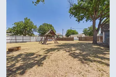1305 Buchanan Street, Wichita Falls, TX 76309 - Photo 17