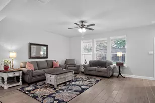 400 Dunmore Dr, Fort Worth, TX 76052 - Photo 7