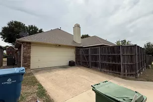 1629 Bennington Dr, Carrollton, TX 75007 - Photo 23