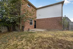 1213 Spring Water Dr, Lancaster, TX 75134 - Photo 23