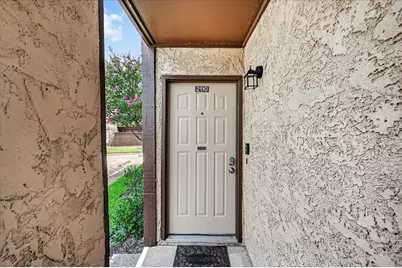 1204 Harwell Drive #2110, Arlington, TX 76011 - Photo 3