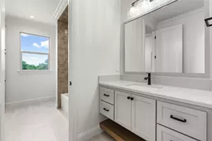 1656 Private Access 60200, Burleson, TX 76028 - Photo 33