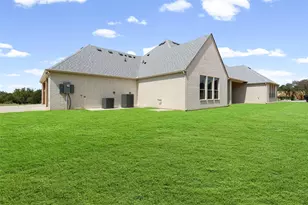 1656 Private Access 60200, Burleson, TX 76028 - Photo 39