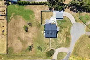 718 County Road 3121, Corsicana, TX 75109 - Photo 37