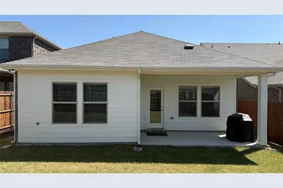 610 Hemingway Lane, Lowry Crossing, TX 75069 - Photo 5