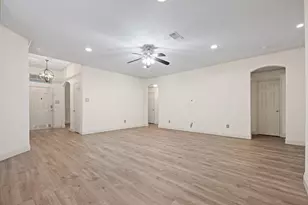 7103 Camp Creek Dr, Arlington, TX 76002 - Photo 11