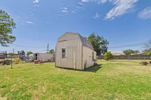 4110 Lenore Dr, Wichita Falls, TX 76306 - Photo 37