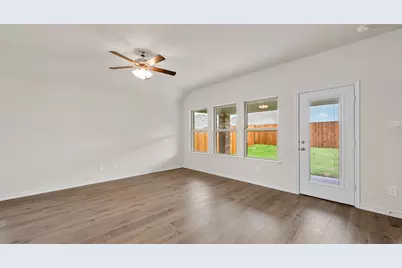 402 Carthage Street, Caddo Mills, TX 75135 - Photo 13