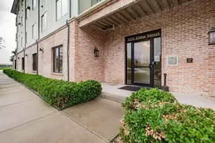 3221 Elihu St, Dallas, TX 75210 - Photo 3