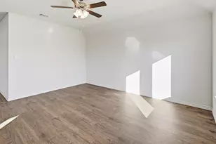 404 Carthage St, Caddo Mills, TX 75135 - Photo 35