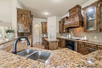 9300 Wood Duck Drive, Fort Worth, TX 76118 - Photo 9