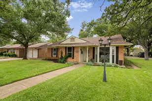 519 Staffordshire Dr, Irving, TX 75061 - Photo 1