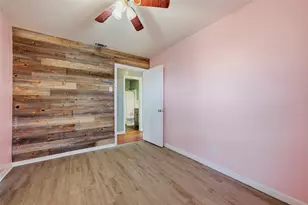 636 S Andrews Ave, Sherman, TX 75090 - Photo 11