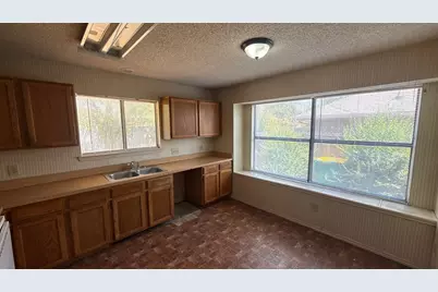914 Larue Drive, Cedar Hill, TX 75104 - Photo 11