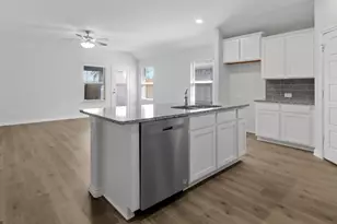 410 Carthage St, Caddo Mills, TX 75135 - Photo 19