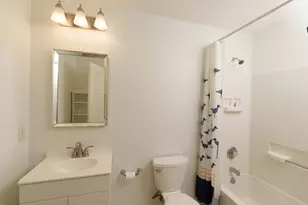 10400 Lake Park Dr, Hurst, TX 76053 - Photo 15