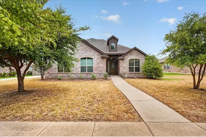 902 Mockingbird Lane, Glenn Heights, TX 75154 - Photo 1