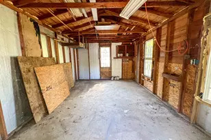 1527 W Gandy St, Denison, TX 75020 - Photo 11