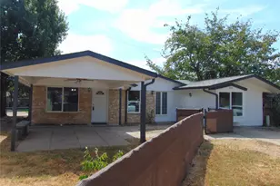 704 La Fonda Cir, Seagoville, TX 75159 - Photo 7