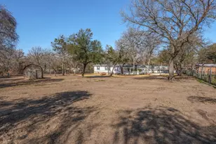 6048 Hidden Cir, Azle, TX 76020 - Photo 15