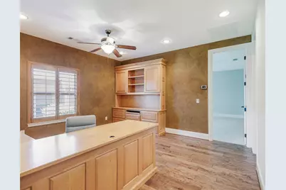 9813 Cypress Street, Denton, TX 76207 - Photo 25