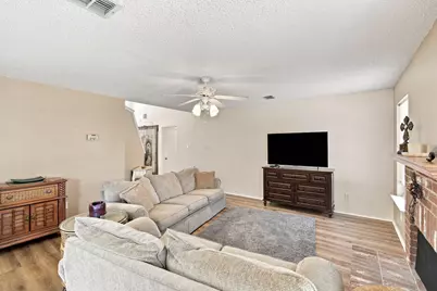 212 Armstrong Drive, Cedar Hill, TX 75104 - Photo 13