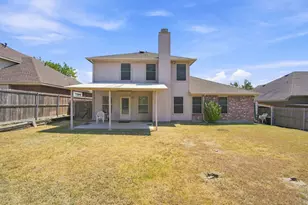 212 Armstrong Dr, Cedar Hill, TX 75104 - Photo 9