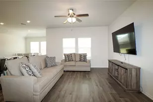 211 Wrought Iron Dr, Nevada, TX 75173 - Photo 5