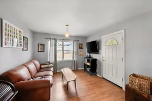 1405 Grace St, Arlington, TX 76010 - Photo 3
