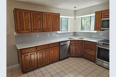 6300 Brownlee Lane, Arlington, TX 76018 - Photo 7