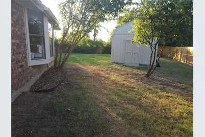 6300 Brownlee Lane, Arlington, TX 76018 - Photo 29
