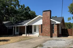 911 English St, Irving, TX 75061 - Photo 1