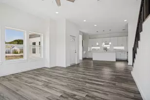 315 Lois St, Roanoke, TX 76262 - Photo 11