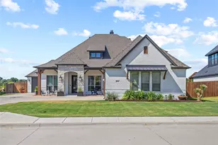 1345 Crown Valley Dr, Weatherford, TX 76087 - Photo 1