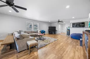 1345 Crown Valley Dr, Weatherford, TX 76087 - Photo 25