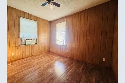 208 S Church Street, Elm Mott, TX 76640 - Photo 15