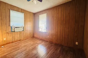 208 S Church St, Elm Mott, TX 76640 - Photo 15