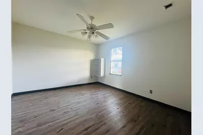 208 S Church Street, Elm Mott, TX 76640 - Photo 11