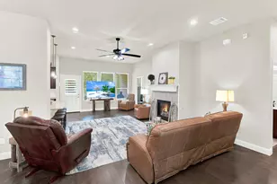 805 Hearthside Wy, McKinney, TX 75071 - Photo 5