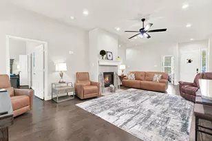 805 Hearthside Wy, McKinney, TX 75071 - Photo 3