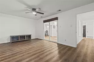 211 Willow Wood Pl, Duncanville, TX 75116 - Photo 11