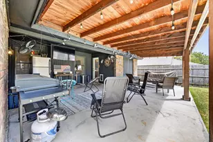 8233 Willis Ln, Watauga, TX 76148 - Photo 5