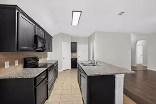436 Cameron Hl Pt, Fort Worth, TX 76134 - Photo 5
